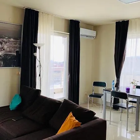 Orchidea 1 Bedroom *